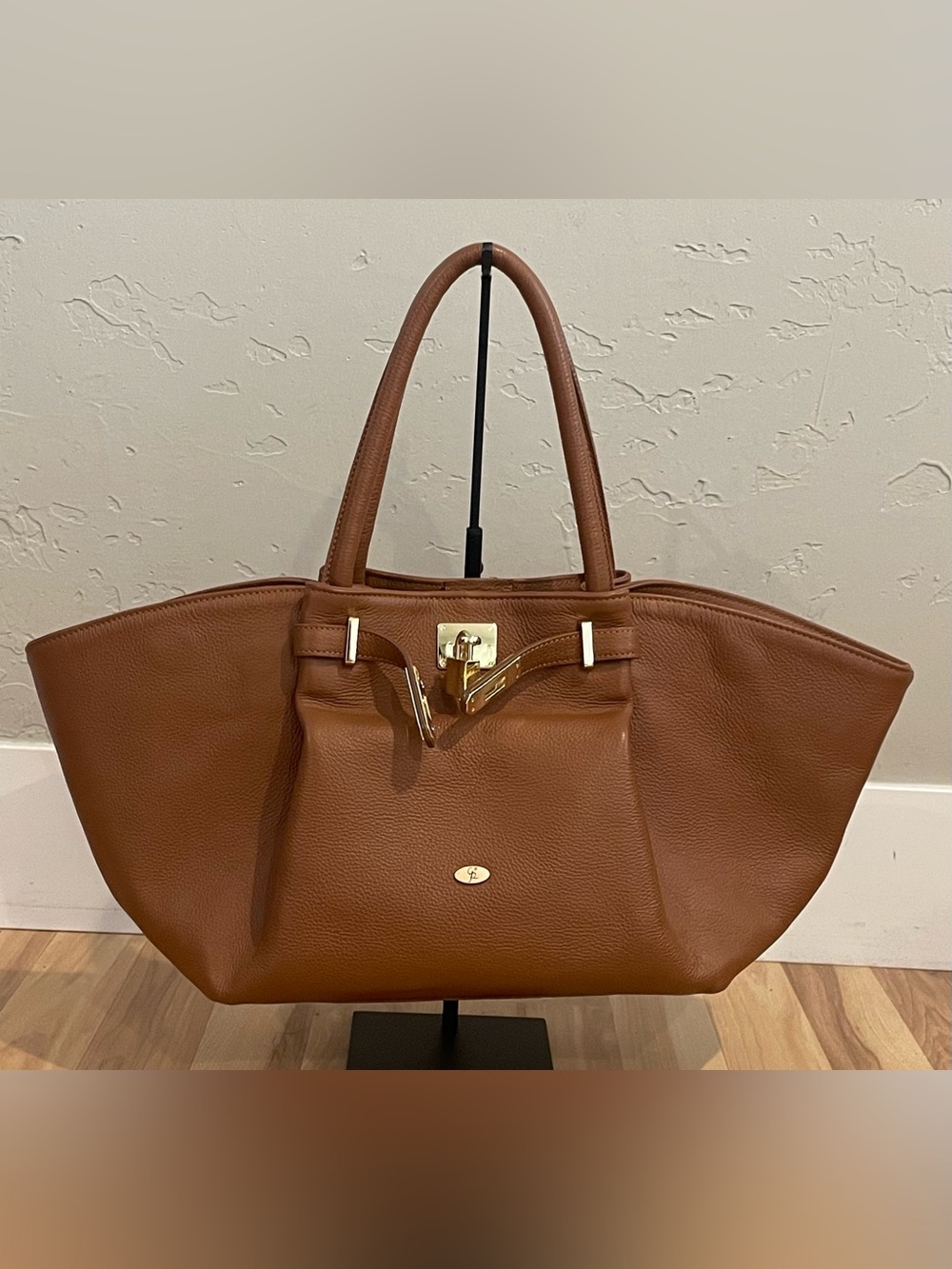 Ganza Roma Venezia Pebble Leather Tote Handbag. EUC Gorgeous Color!